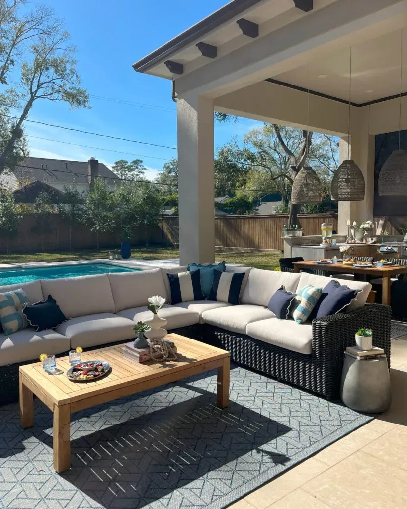 Pool Furniture Ideas