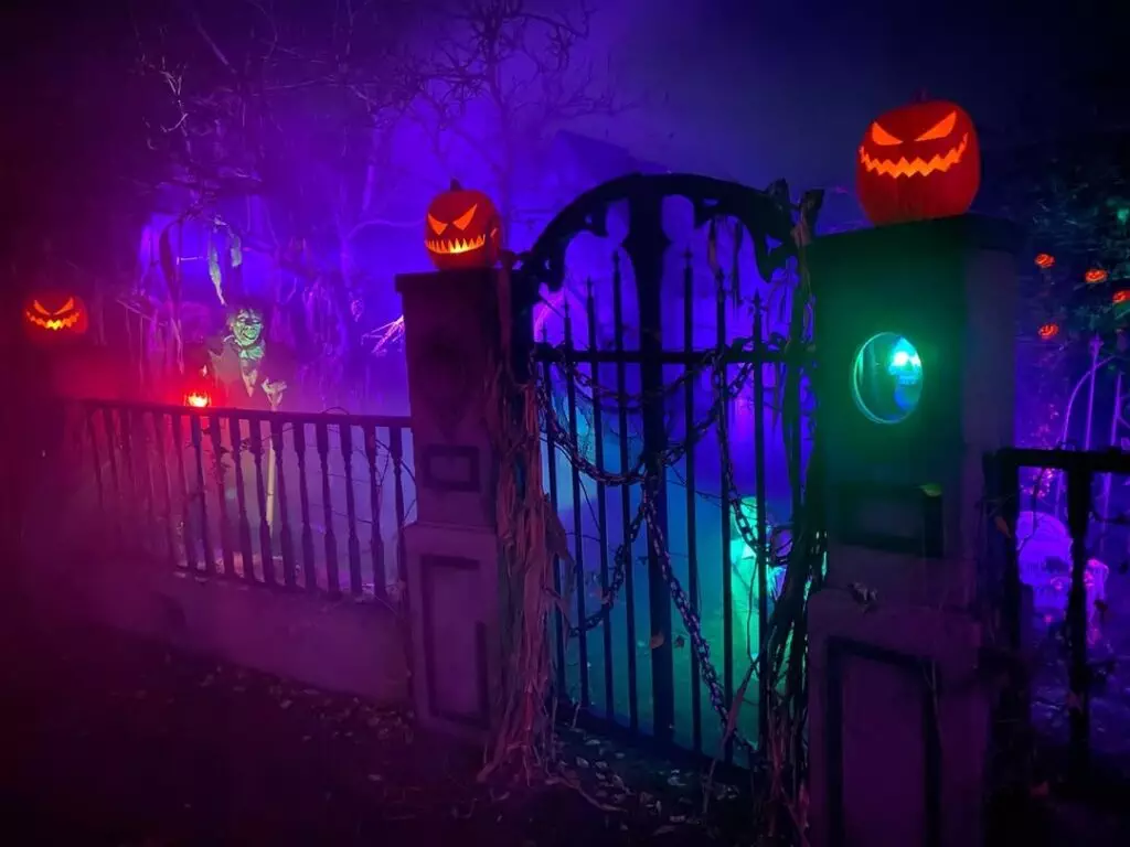 Outdoor Halloween Ideas