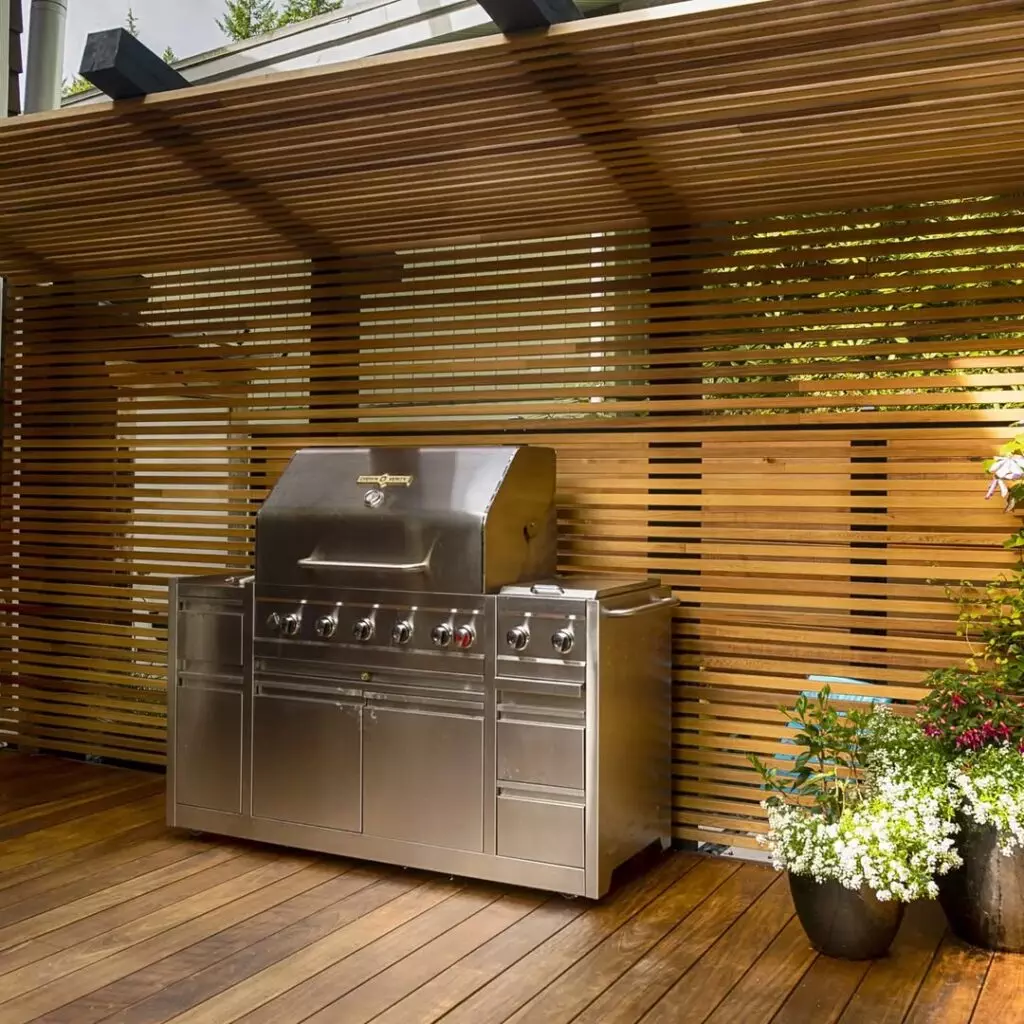 Patio Wall Ideas